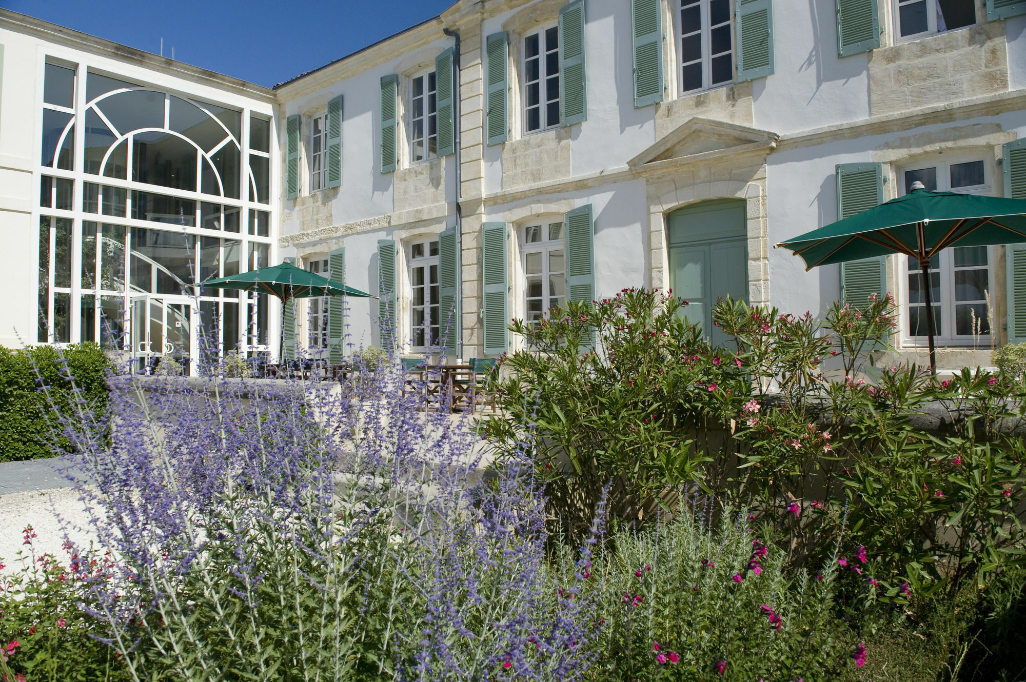 Residence Pierre & Vacances Le Palais Des Gouverneurs Saint-Martin-de-Re Exterior photo